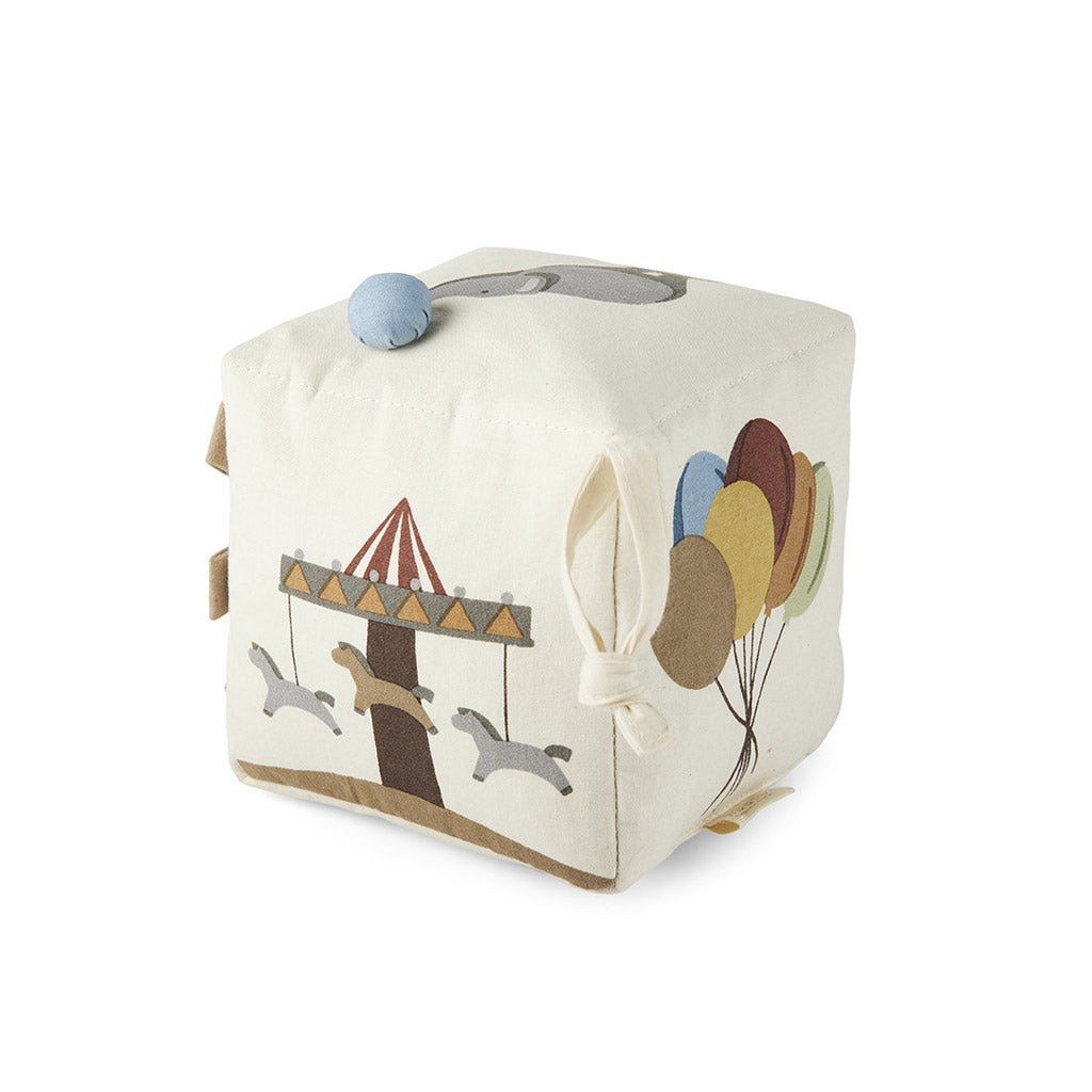 Babyspeelgoed kubus 12x12 cm biologisch katoen creme