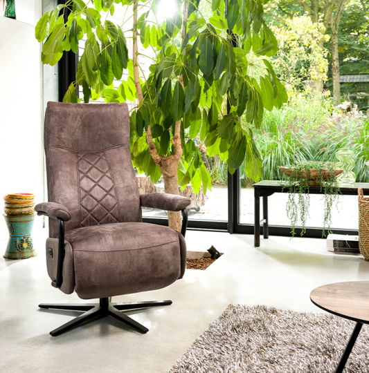 Hoe kies je de juiste fauteuil? (Stijl, comfort & afmetingen uitgelegd)