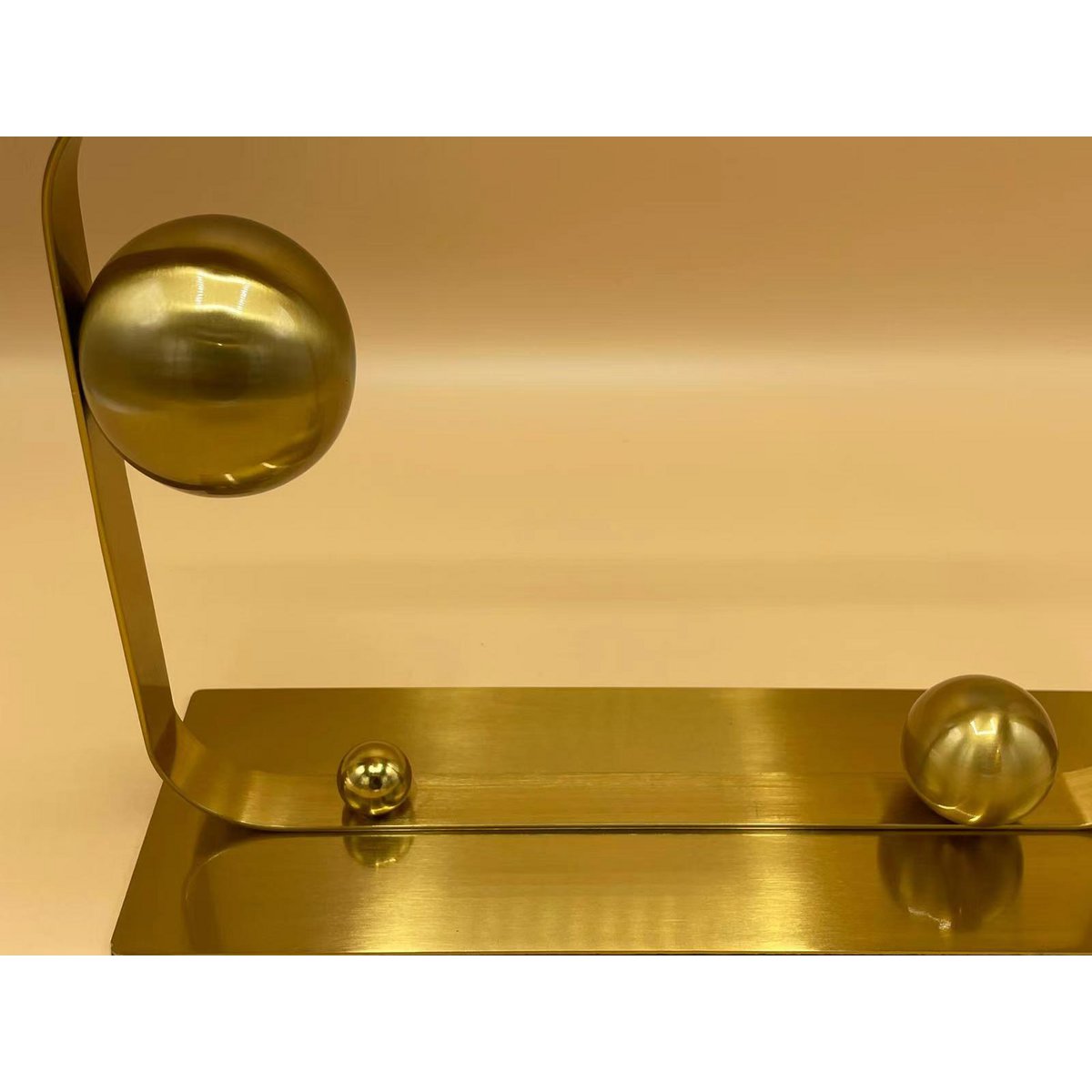 Legering Sculptuur Klein ZH06A Afmeting L28,5 B10 H19CM