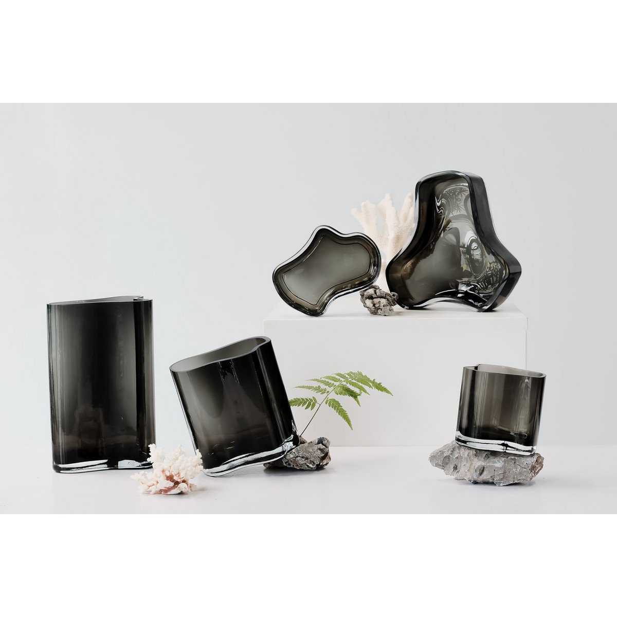 Vaas 13 cm glas grijs