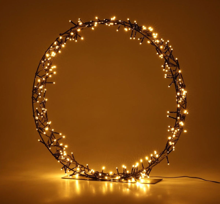 Kerstkrans Op Standaard - 300 Led - 60 Cm - Warm Wit - Timer