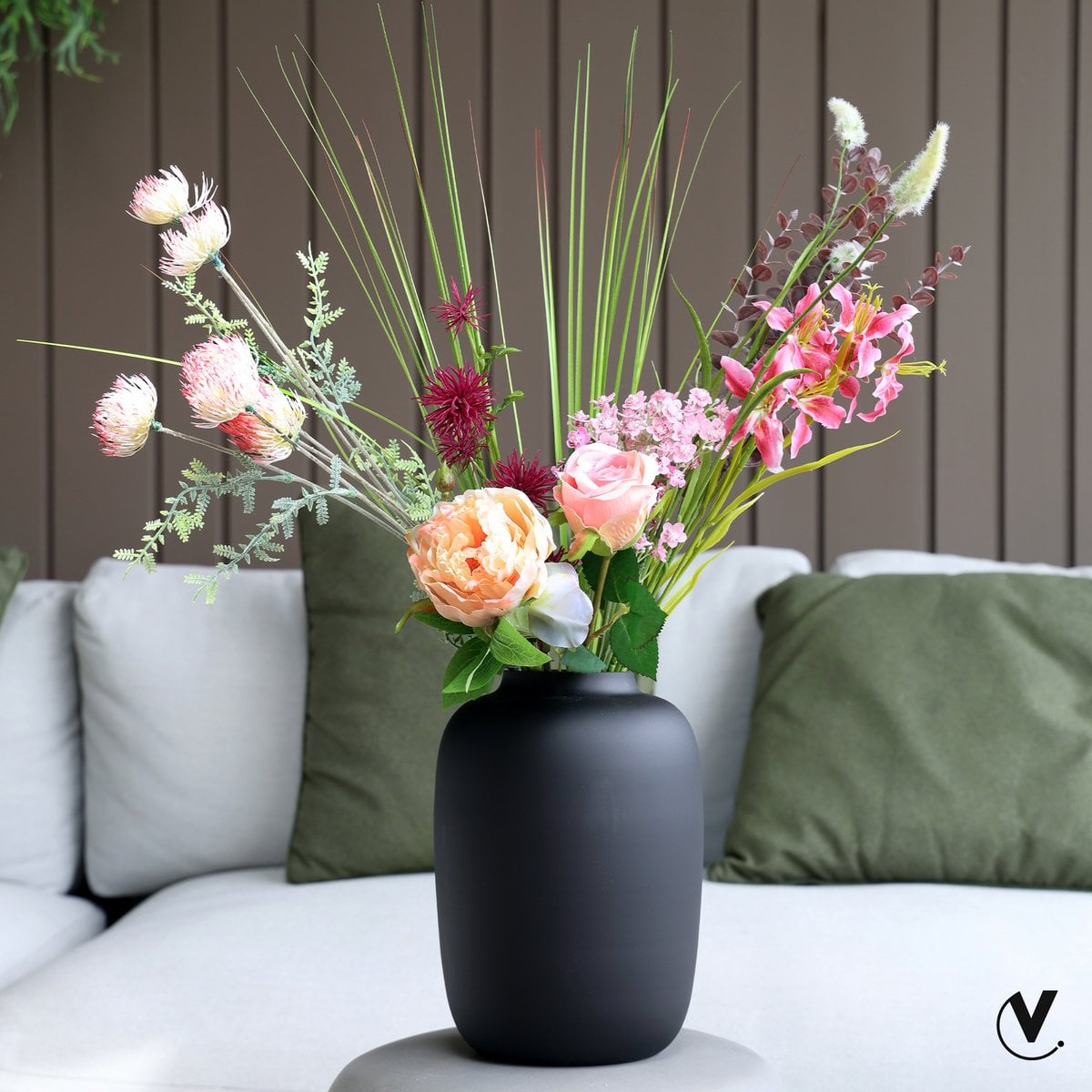 Vaas Artic M black Ø25 x H35 cm glas zwart