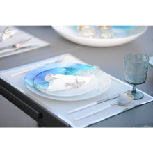 Housewife 24-Piece Silver and White Cutlery Set for Luxury Tables