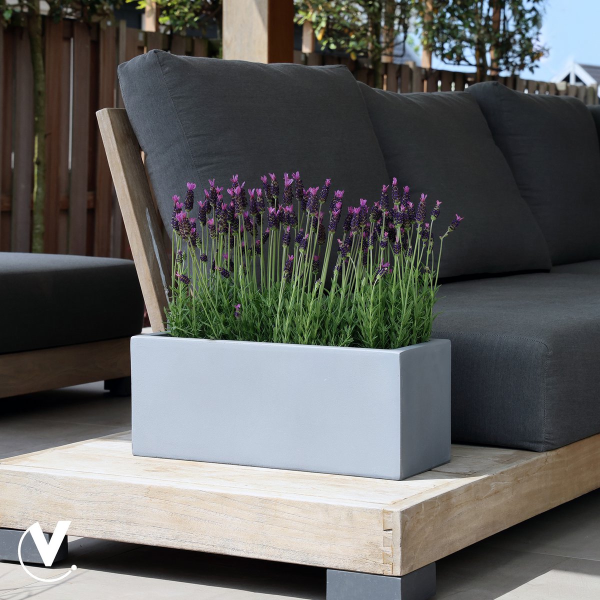 Plantenbak set van 2 grijs polyester 50x20x20 cm en 80x20x20 cm