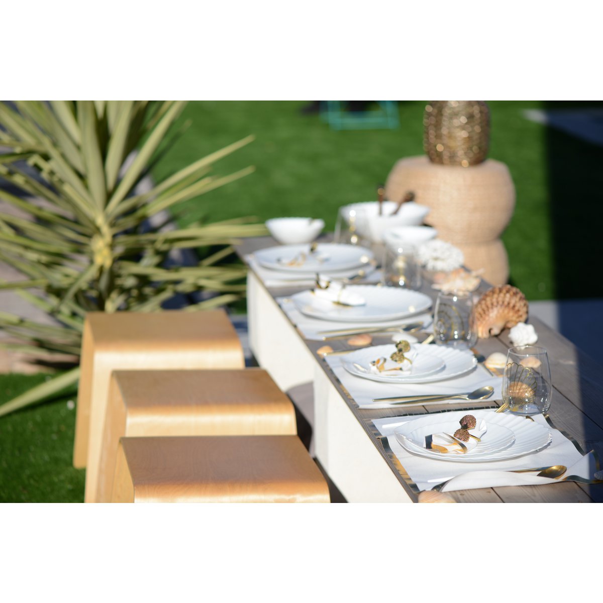 Wegwerp Bord Cover 31,5x45cm Wit Goud Rol 32 Stuks Feest