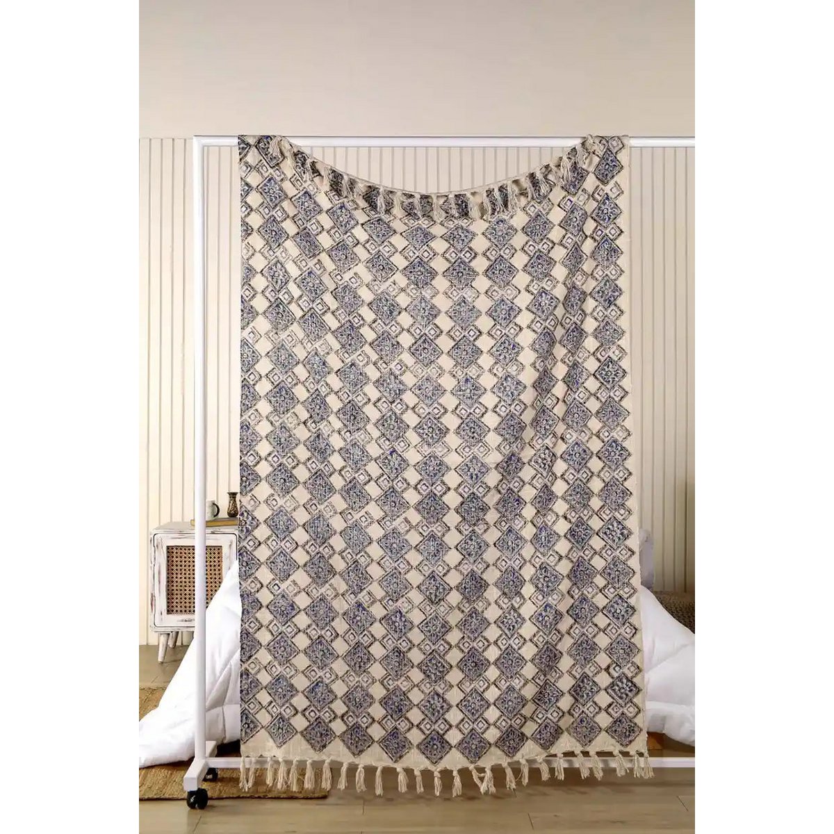 Beige Boho Plaid / Sofa Throw – Block Print with Tassels – 125x170 cm – Urbane Hide