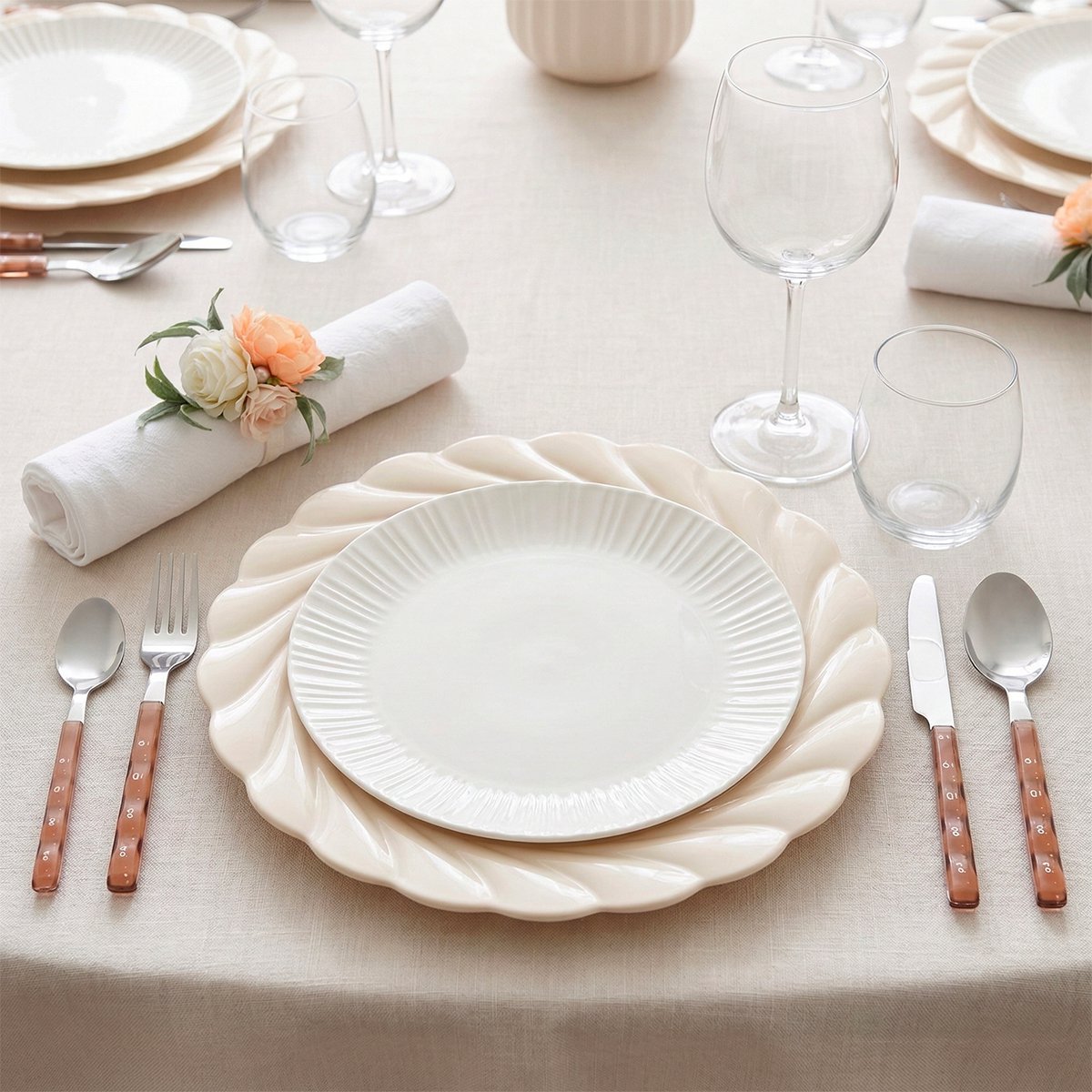 White Flora Flat Plate 26.6x26.6x2cm