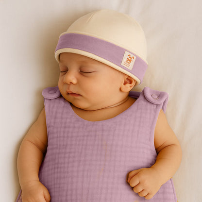 Newborn organic cotton hat white and pink