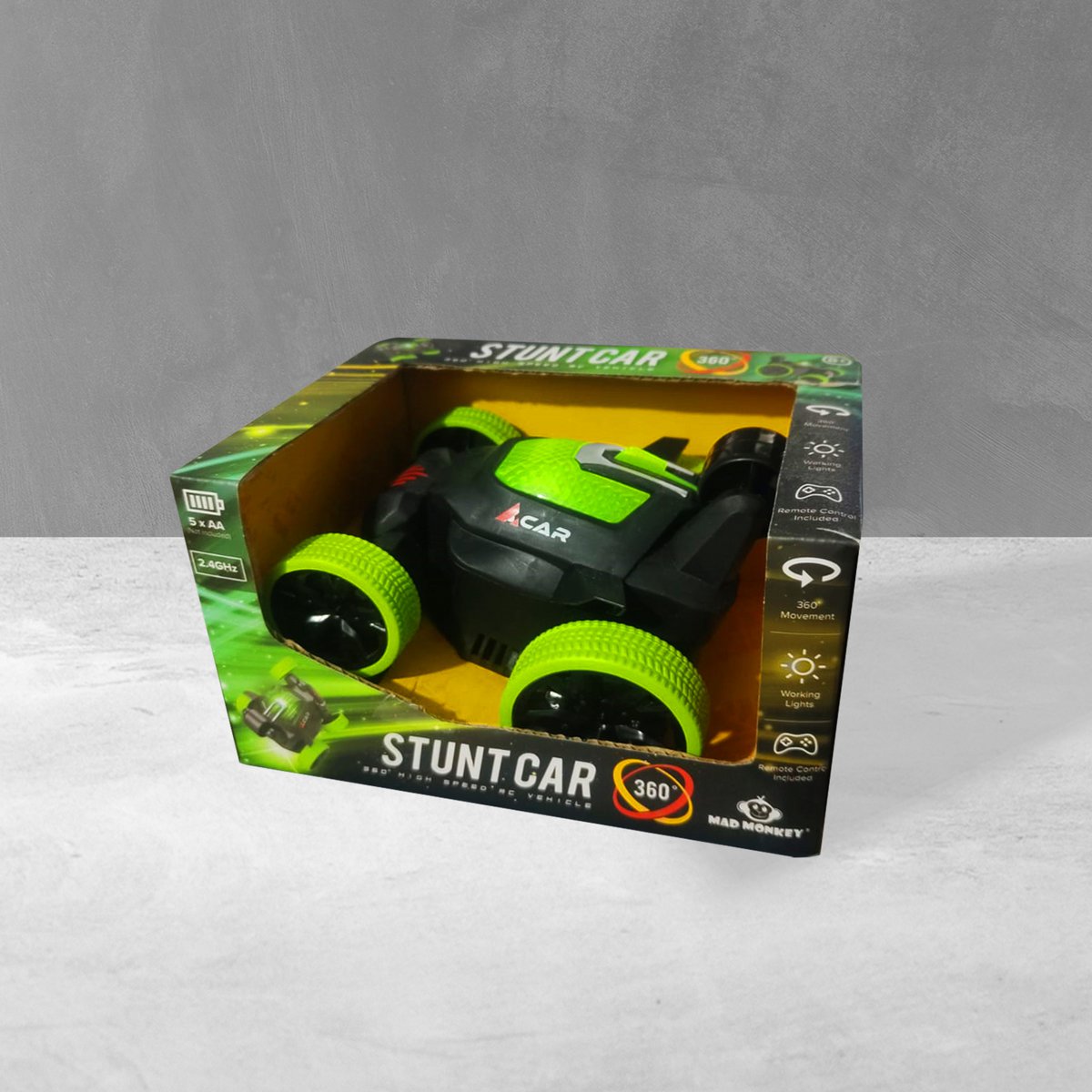 Stuntauto groen zwart 13.5x11.5x9.5 cm