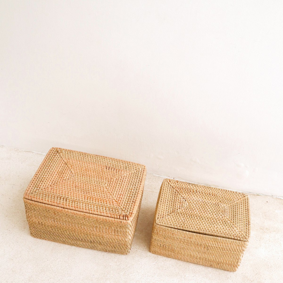 Opbergmand met deksel rotan beige