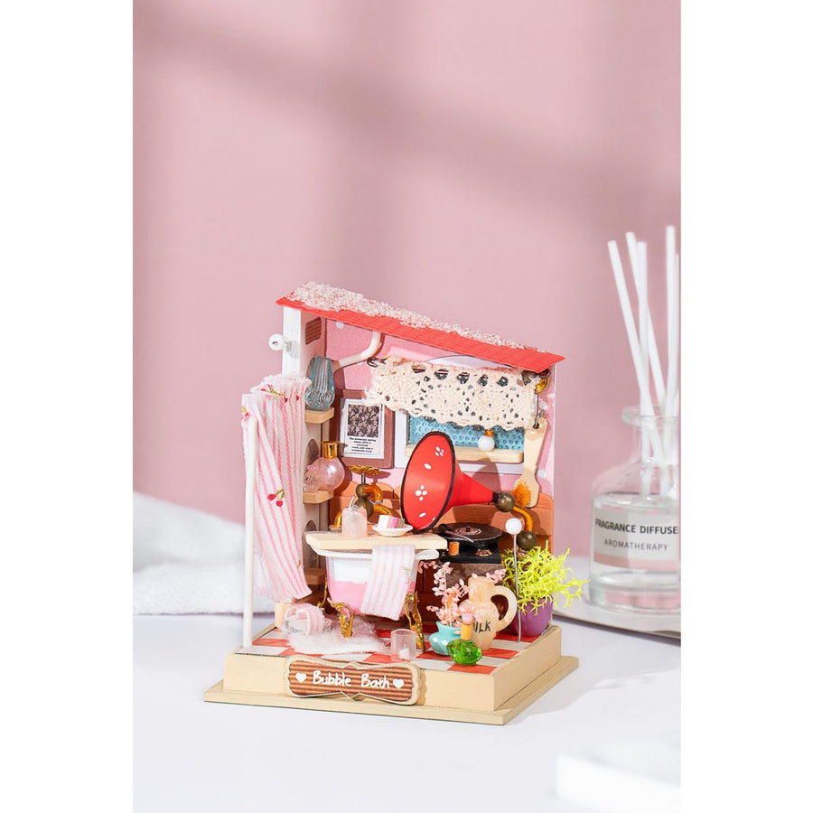Robotime doe-het-zelf houten huisje Bubble Bath DS018 7x7x9cm