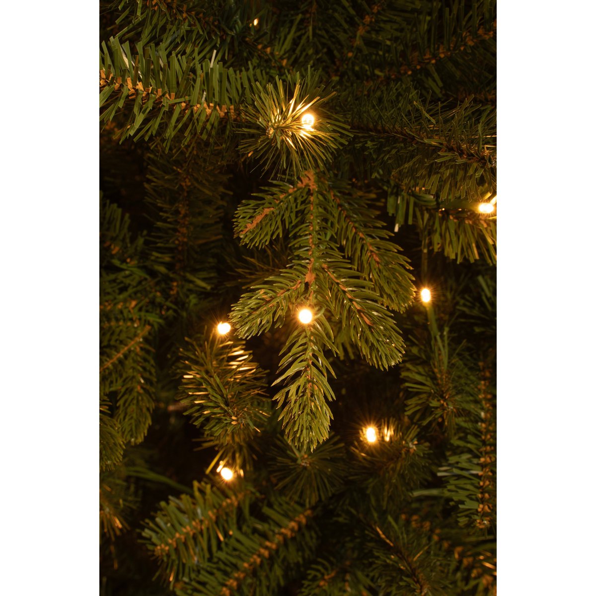 Harma Smalle Kunstkerstboom Met LED Verlichting Groen