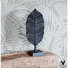 Ornament metaal zwart 14x10x30 cm