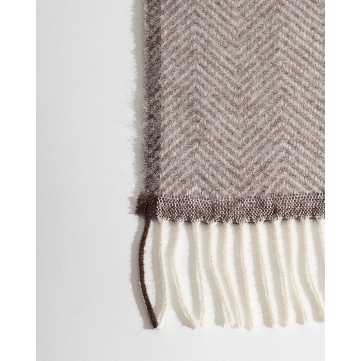 Wol deken 140x200 cm beige zigzag