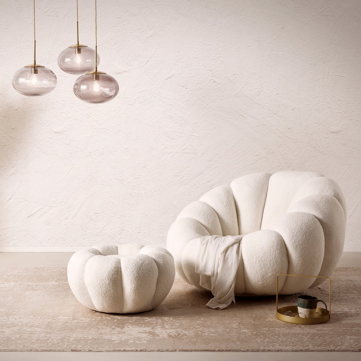 Armchair and ottoman set made of white teddy fur