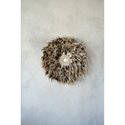 Wanddecoratie veren schelpen grijs bruin 50 cm