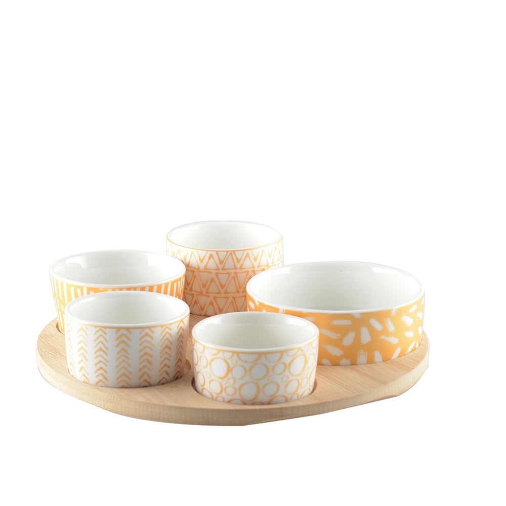 Aperitief set 5 kopjes ronde houten lade 24.5 cm