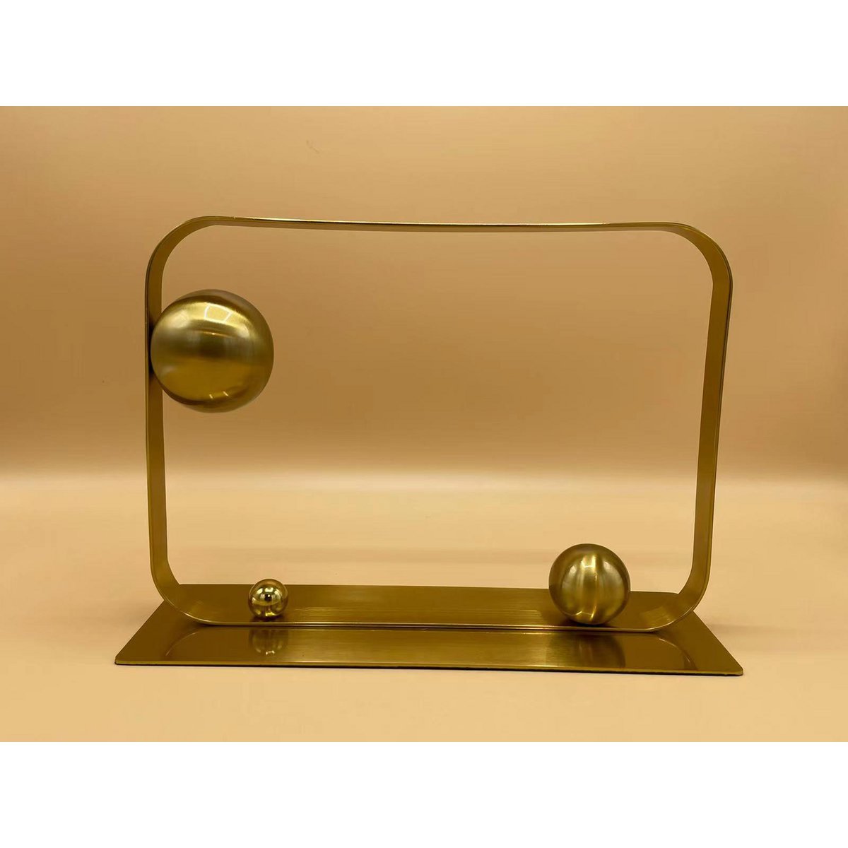 Legering Sculptuur Klein ZH06A Afmeting L28,5 B10 H19CM