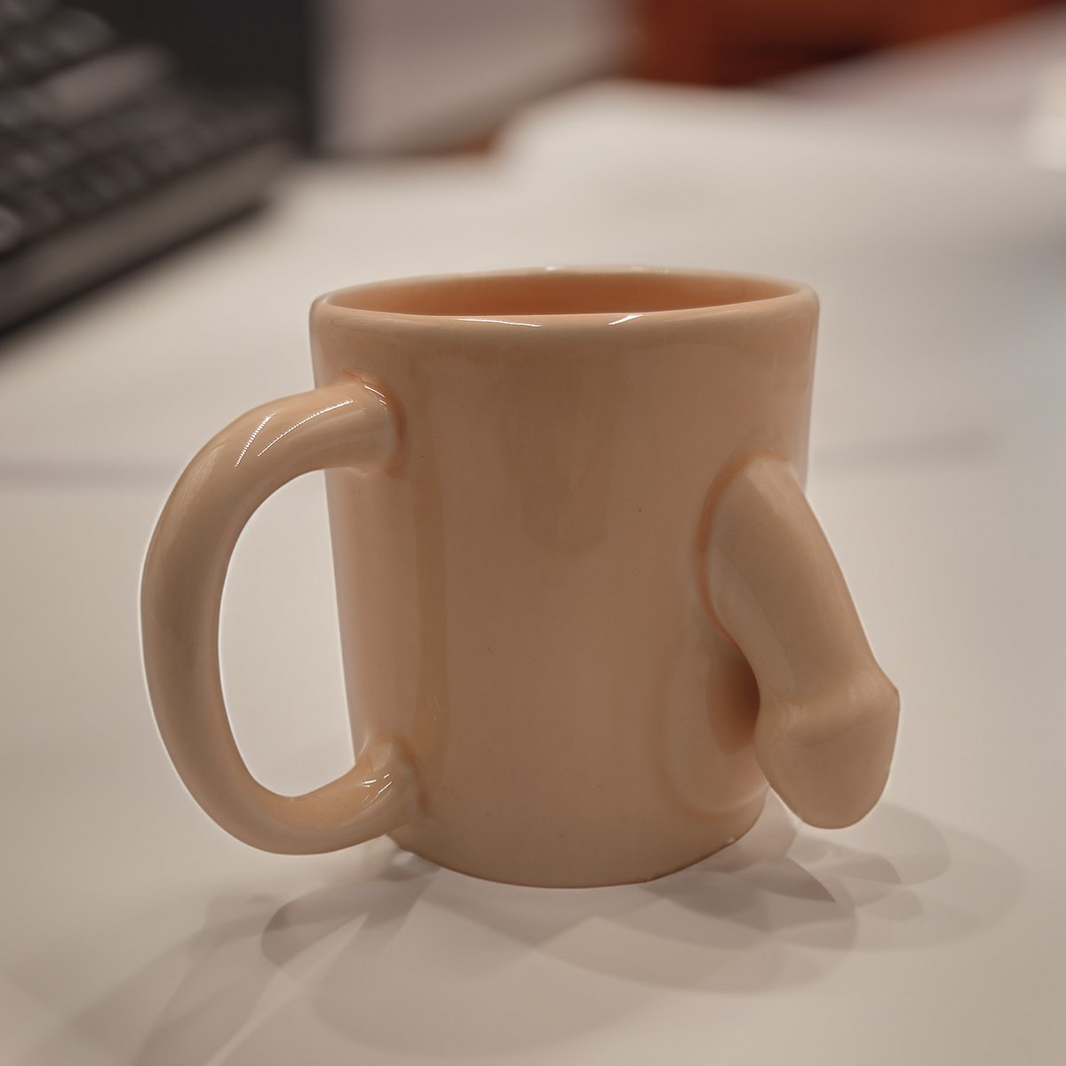penisbeker 300ml keramiek met onderbroek