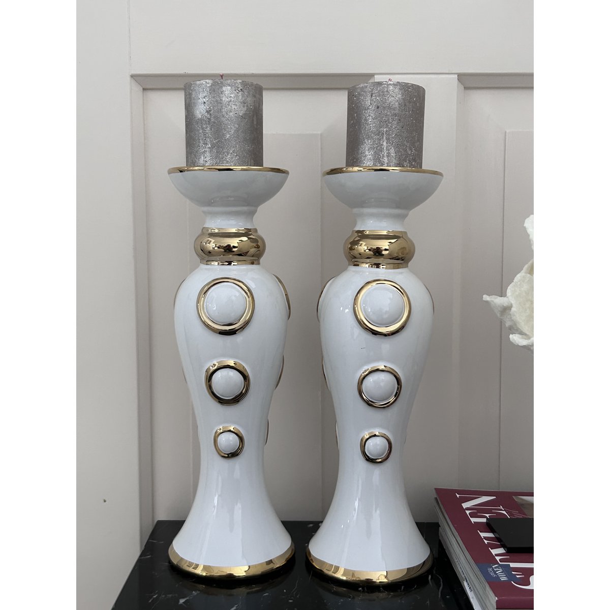 Set Van 2 Cirkelkaarshouders Wit En Goud H34 Cm B11 Cm
