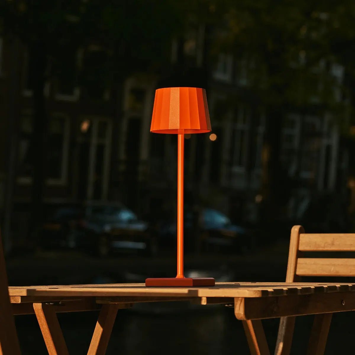 Tafellamp oranje metaalijzer draadloos dimbaar 38 cm