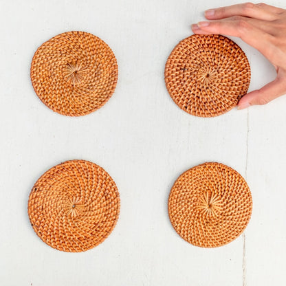Rotan onderzetters set van 4 of 8 stuks 9 cm