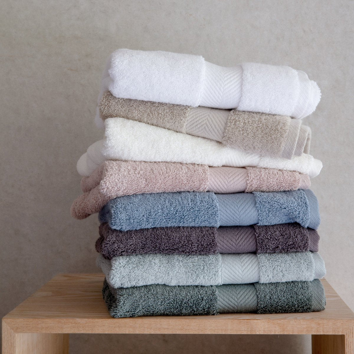 Royal Touch LUX - Ivory - 630 gsm - low-twist towel
