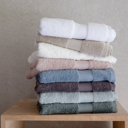Royal Touch LUX - Ivory - 630 gsm - low-twist towel