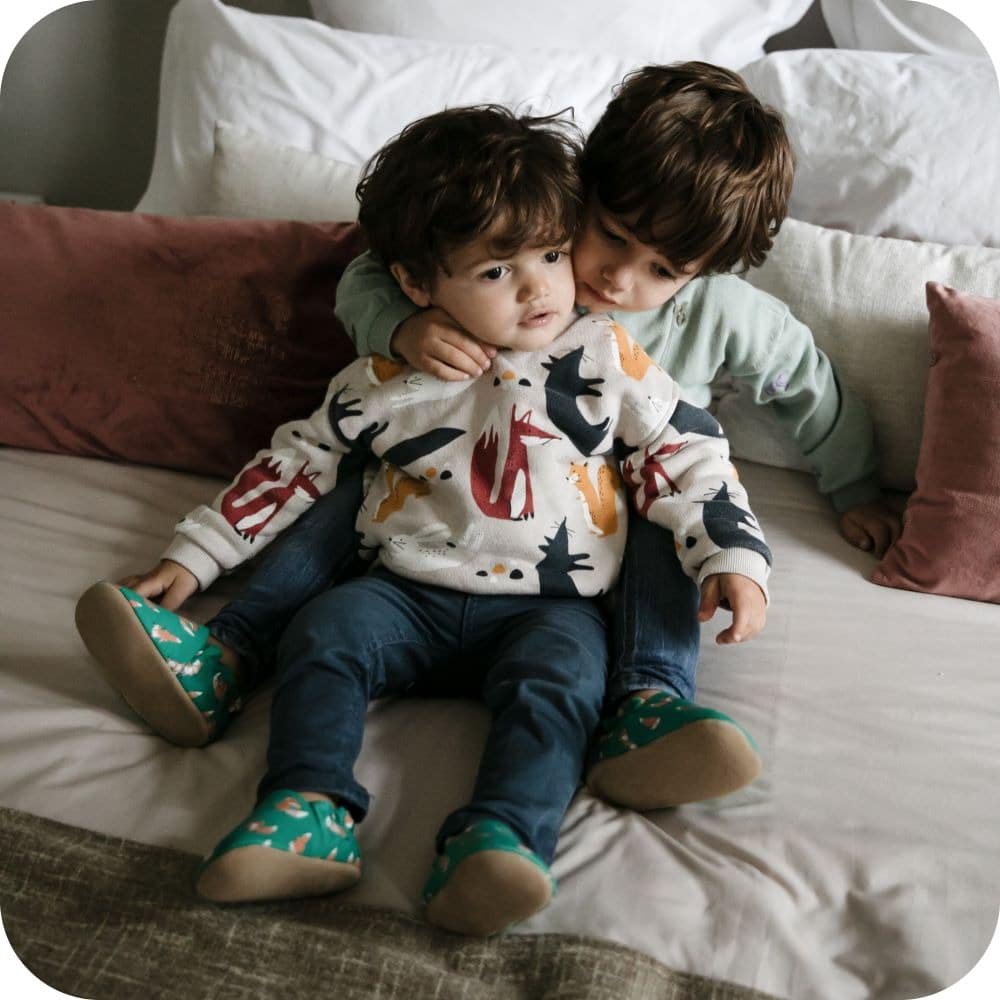 Babyslofjes katoen suède zool 0-6 mnd
