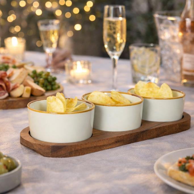 Appetizer set of 3 cups on wooden tray 29x10cm