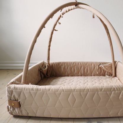 Activiteitennest biologisch katoen Doeskin quilt