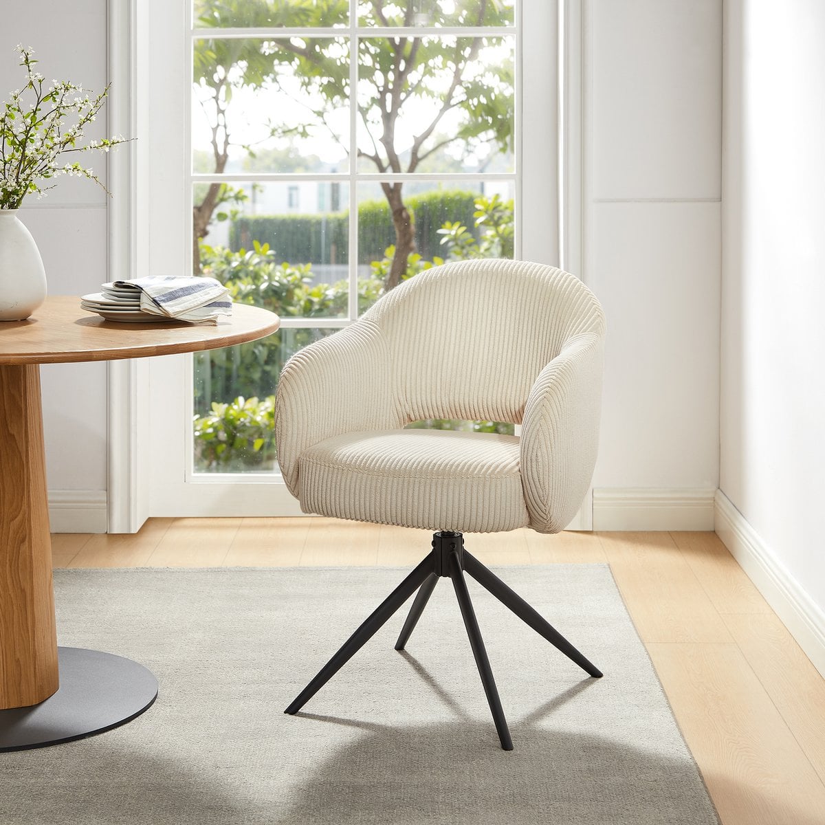 Fauteuil draaistoel cordoptiek beige
