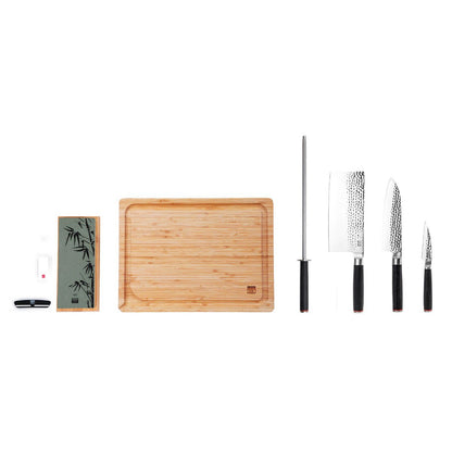 De Asian Set Deluxe Edition (B): 3 messen (schilmesje + santoku + hakmes) + 3 accessoires (bamboesnijplank + aanzetstaal + slijpset korrel 180/800)
