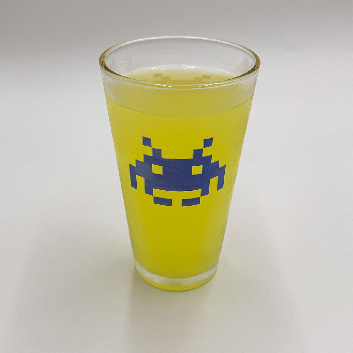 Space Invaders - color-changing glass set of 2