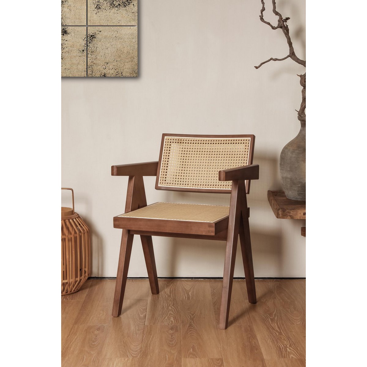 Eetkamerstoel Pierre Jeanneret walnoot rattan