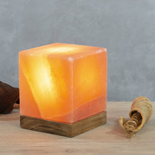 Zoutlamp kubus 10x10x12 cm