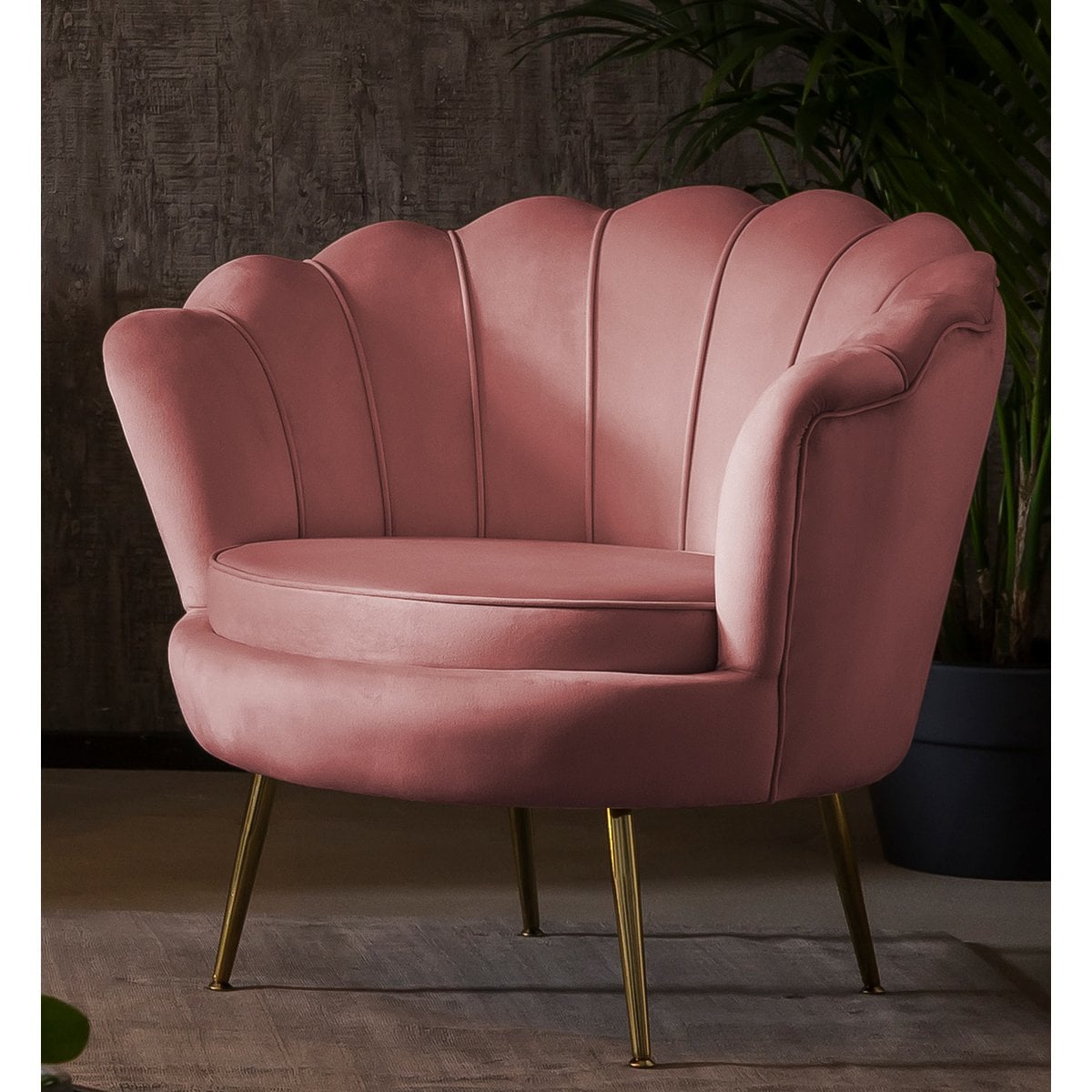 Shell armchair in Rose velvet