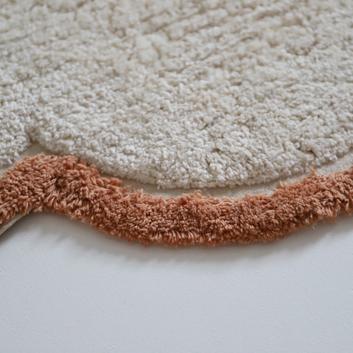 Kinderkamer tapijt wolk Little Nimbus Toffee 100% katoen