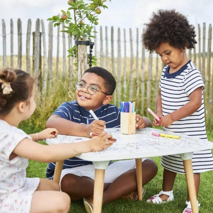 Coloritable pack met stoel en viltstiften