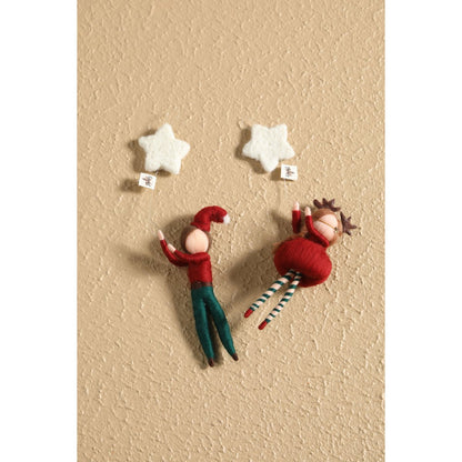 Wanddecoratie elf 25 cm wolvilt rood groen wit bruin