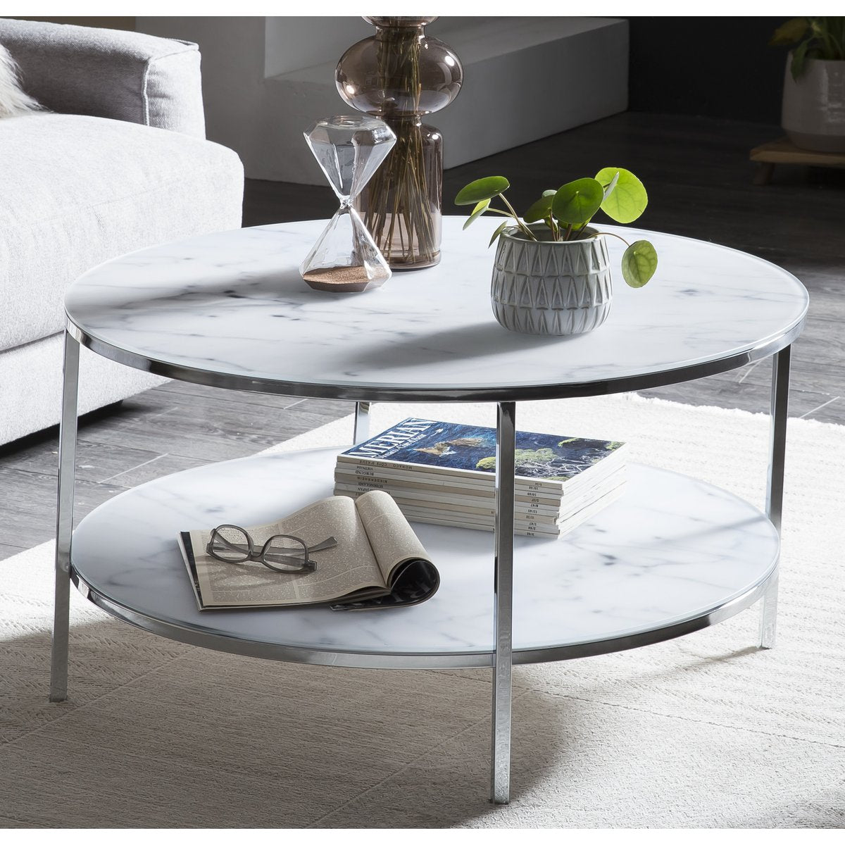 Coffee table with 2 shelves Ø 80 cm