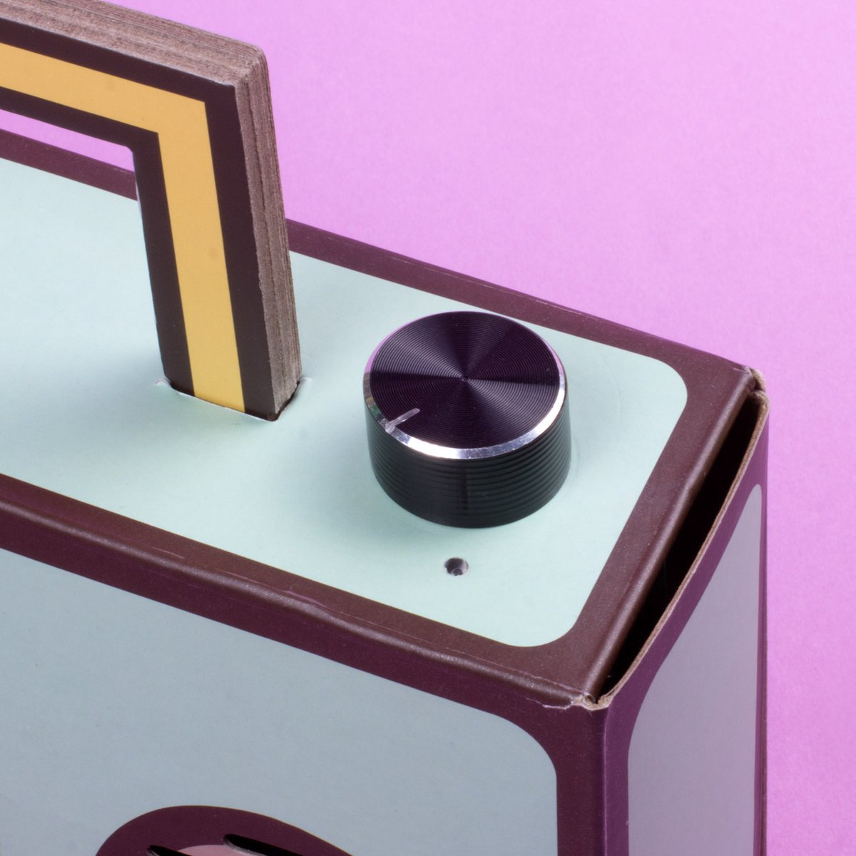 Pusheen Tech - DIY Bluetooth Speaker "Boombox"