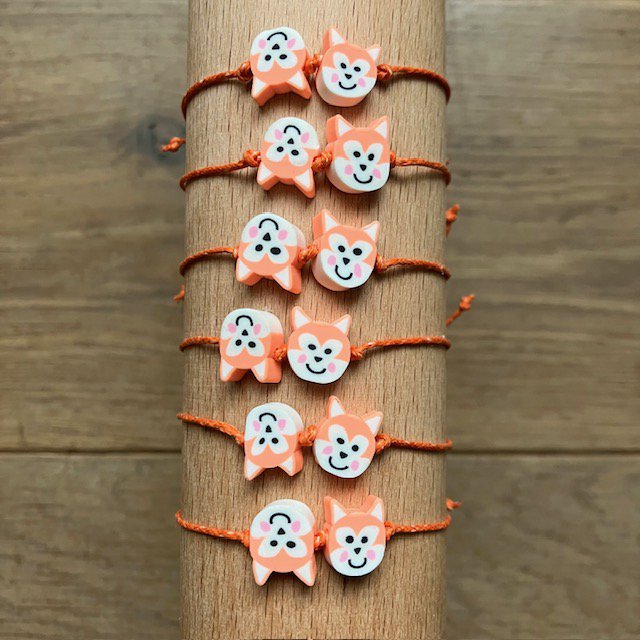 Kinderarmband vos oranje koord verstelbaar