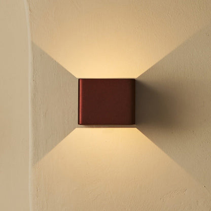 TESS Bronze oplaadbare wandlamp - Bewegingssensor, 20 verschillende lichtmodi, dimable, magnetische suspensiesysteemlamp en inclusief afstandsbediening
