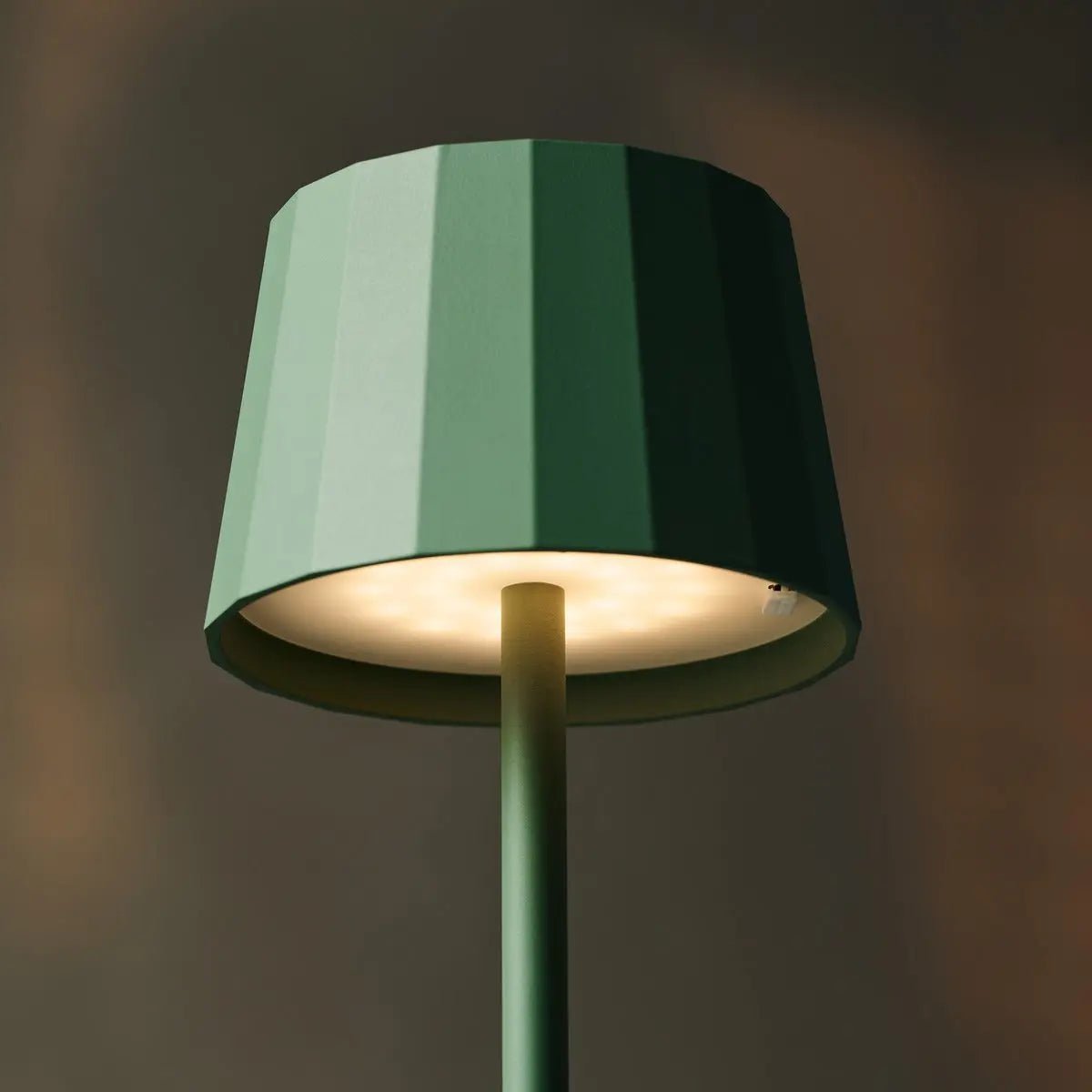 Tafellamp oplaadbaar salie groen 38 cm