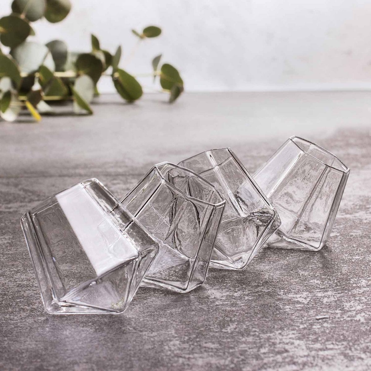 Mad Monkey - Diamond Shot Glasses (set of 4) with Gift Box