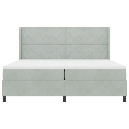Boxspringbed met matras en LED fluweel lichtgrijs 200x200 cm