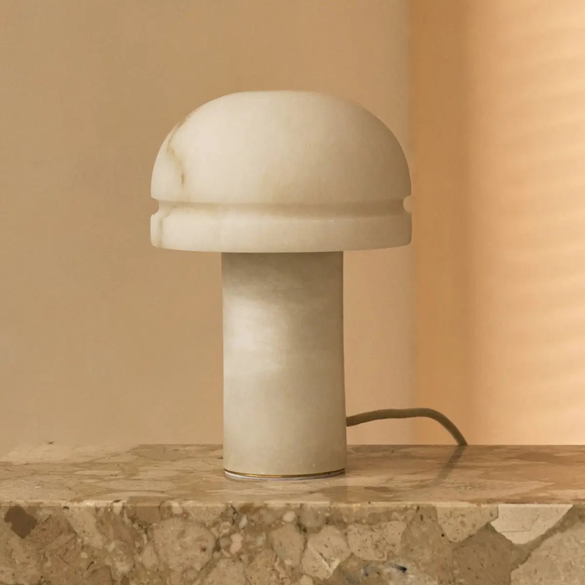 Albasten lamp 18 cm Ø 26 cm hoog