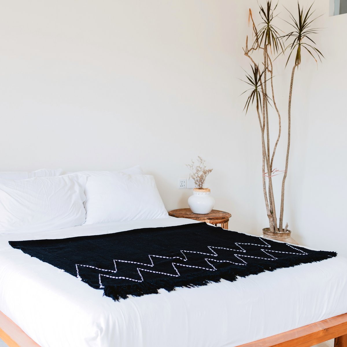 Zwarte Handgeweven Plaid Boho Sprei Franjes Zigzagpatroon