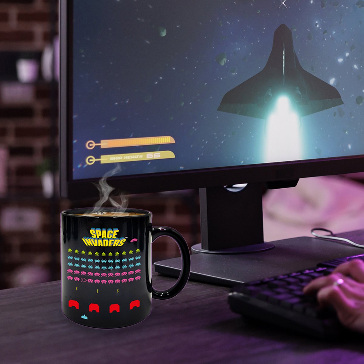 Space Invaders mok met kleurverandering